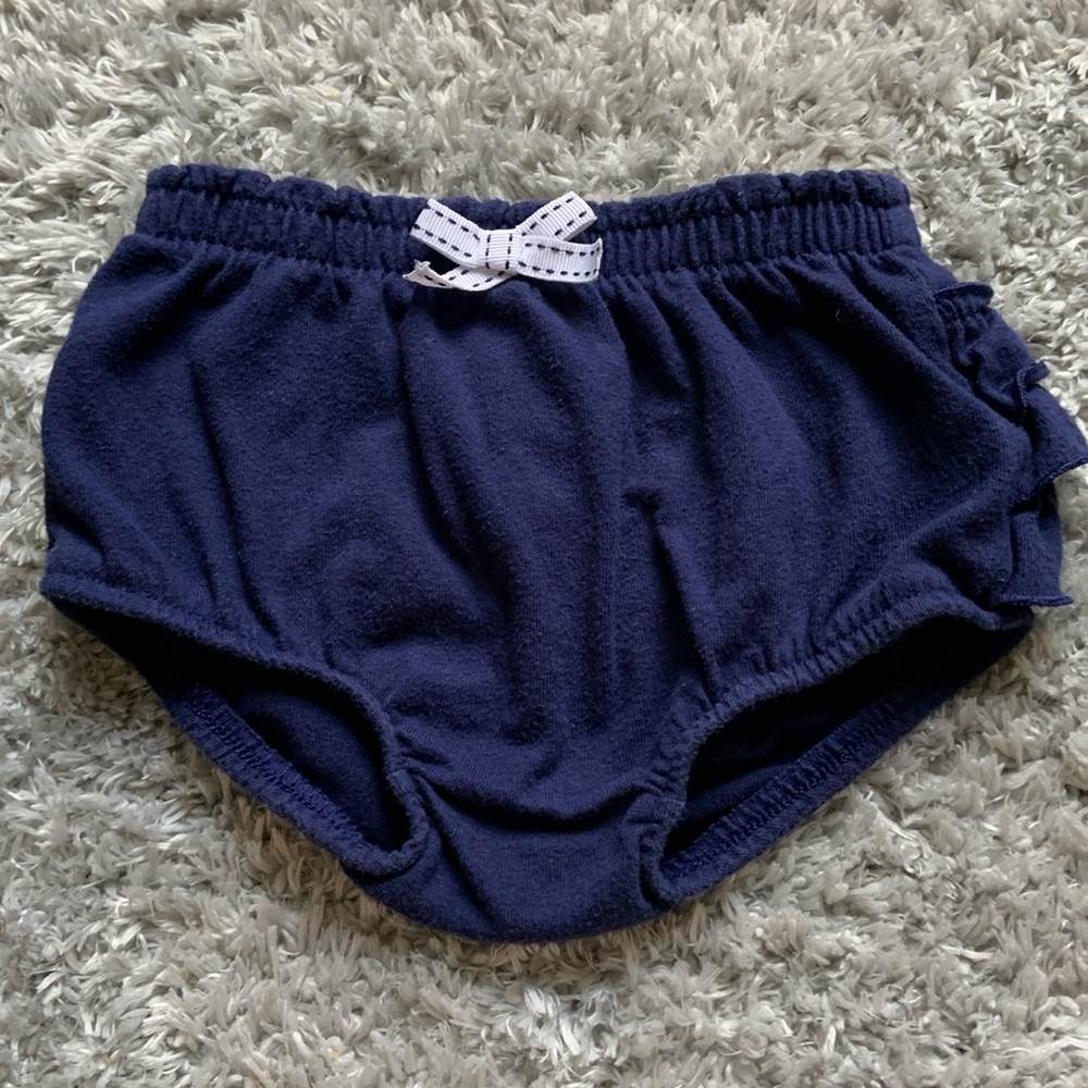Baby bloomers. Size 6 - 9 months. Ruffles on the butt.